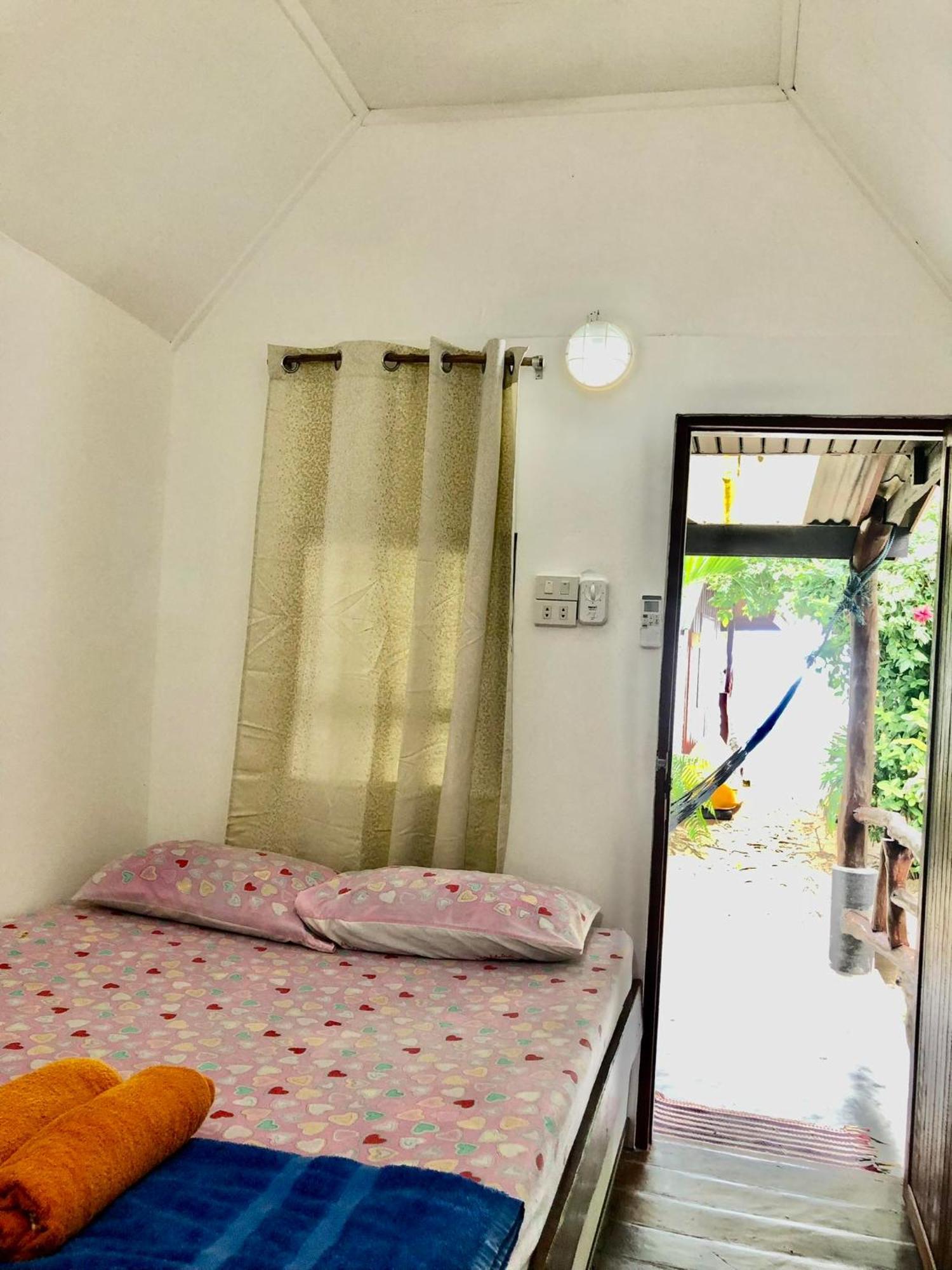 Beer'S House Bungalows เบียร์เฮ้าส์บังกะโล Ban Lamai エクステリア 写真